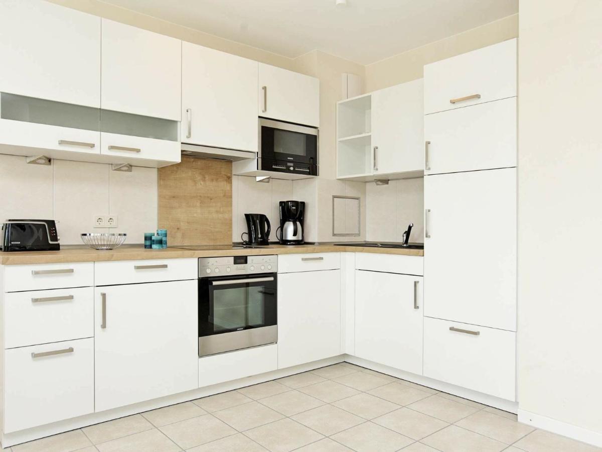 Two-bedroom In 7 *